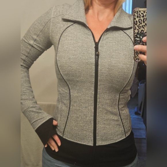 Lululemon Asana Jacket Sz 4 - Picture 8 of 9